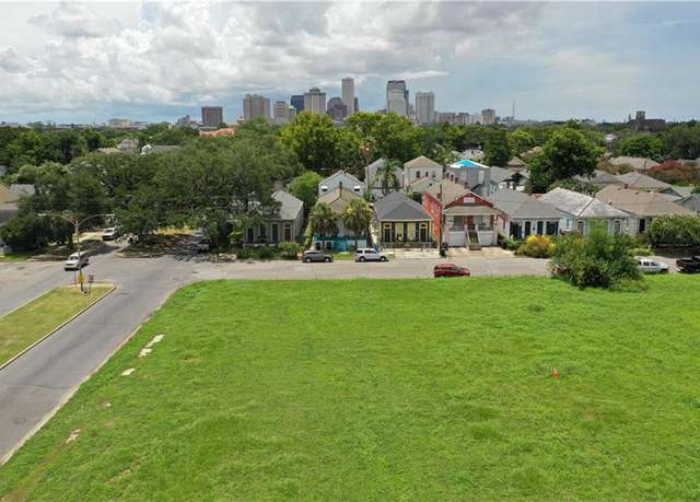 Property at 525 Thayer St, New Orleans, LA 70114