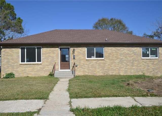 Property at 803 Seventh St, Westwego, LA 70094, 3 beds, 2 baths