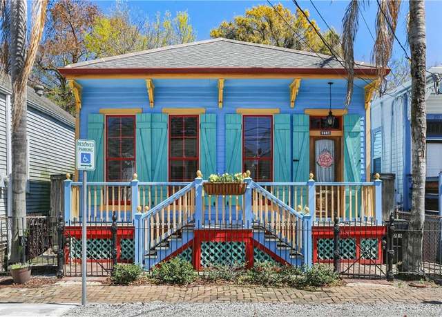 Property at 715 Constantinople St, New Orleans, LA 70115, 3 beds, 2 baths