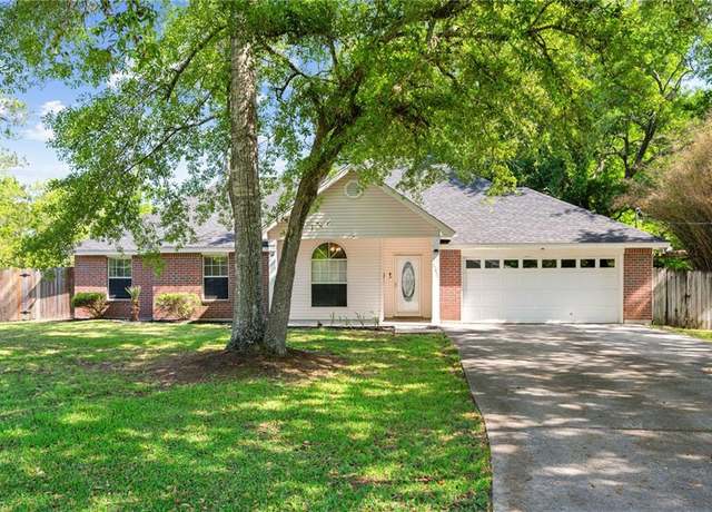 Property at 35411 Liberty Dr, Slidell, LA 70460, 4 beds, 2 baths