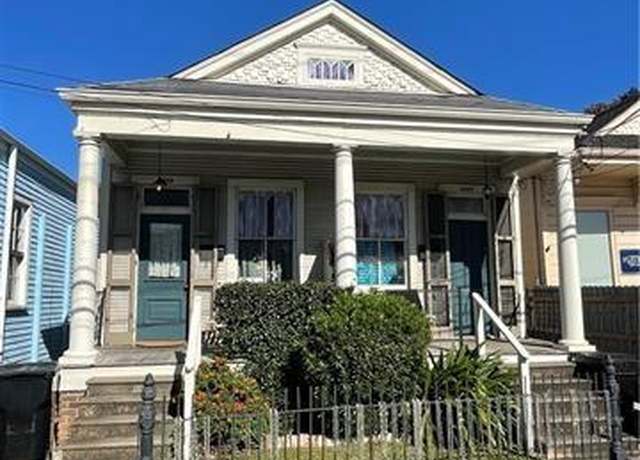 Property at 5347 49 Tchoupitoulas St, New Orleans, LA 70115, 2 beds, 2 baths