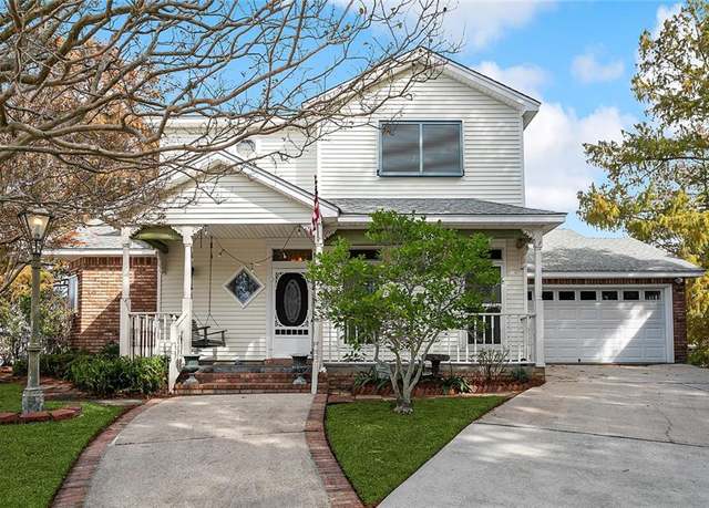 Property at 111 Valiant Ln, Slidell, LA 70458, 4 beds, 2.5 baths