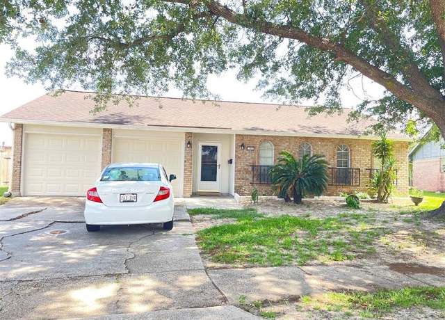 Property at 158 Cameron Dr, Gretna, LA 70056, 3 beds, 2 baths