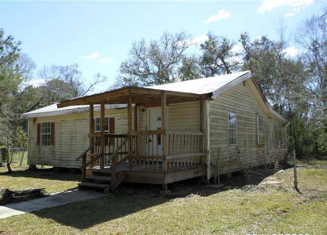 Property at 179 Lizana St, Slidell, LA 70458, 3 beds, 2 baths