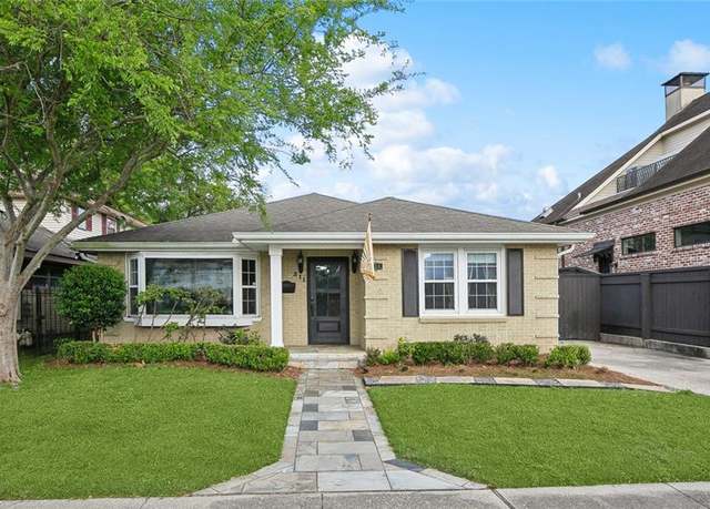 Property at 311 Labarre Dr, Metairie, LA 70001, 3 beds, 2.5 baths