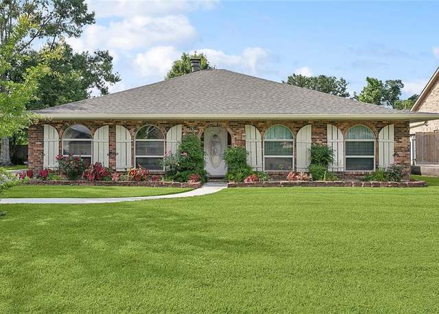 Property at 335 Devon Rd, La Place, LA 70068, 3 beds, 2 baths