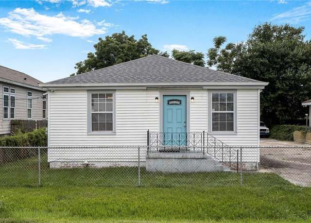 Property at 7922 Flounder St, New Orleans, LA 70126, 2 beds, 1 bath