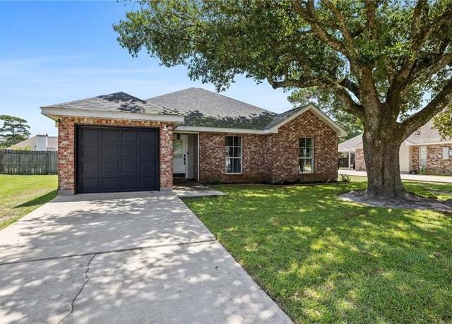 Property at 20300 Rue Jondolyn, Ponchatoula, LA 70454, 3 beds, 2 baths
