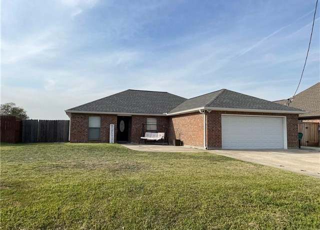 Property at 679 Evangeline Rd, Montz, LA 70068, 3 beds, 2 baths