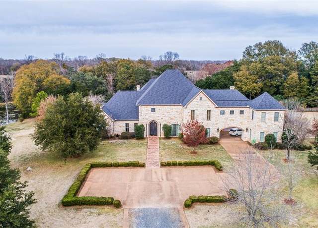 Property at 1900 Williams Ave, Natchitoches, LA 71457, 5 beds, 5.5 baths