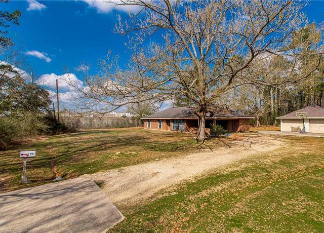 Property at 106 Gwenlin Dr, Hammond, LA 70403, 3 beds, 2 baths