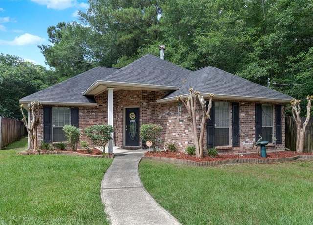 Property at 2523 Robin St, Slidell, LA 70460, 3 beds, 2 baths