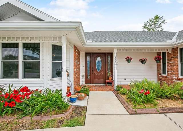 Property at 24 Melrose Dr, Destrehan, LA 70047, 4 beds, 2 baths