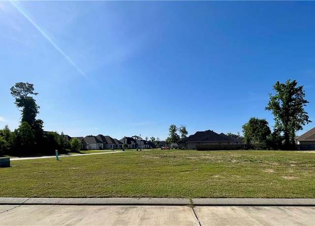 Property at 676 Dockside Dr, Slidell, LA 70461