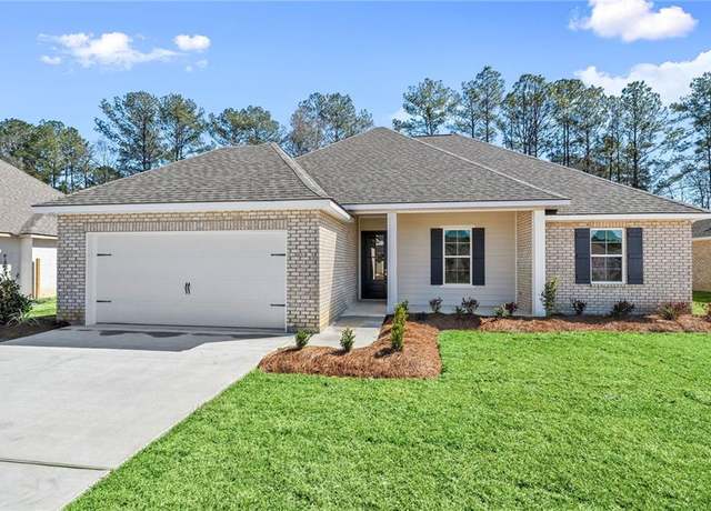 Property at 72660 Robindale Dr, Covington, LA 70435, 4 beds, 2 baths