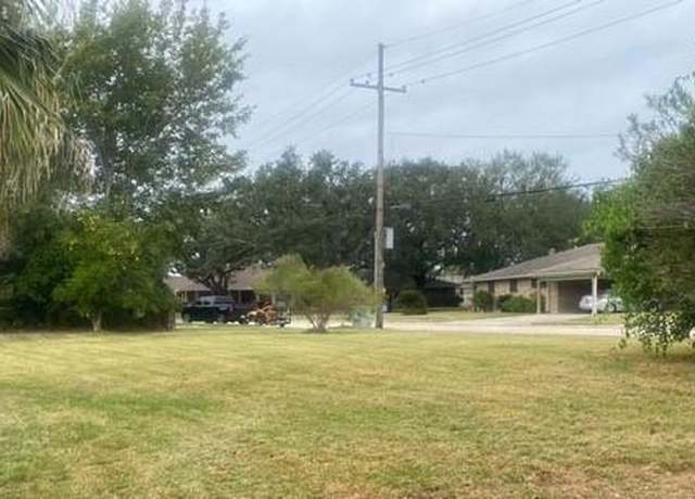 Property at 4568 Camelot Dr, New Orleans, LA 70127