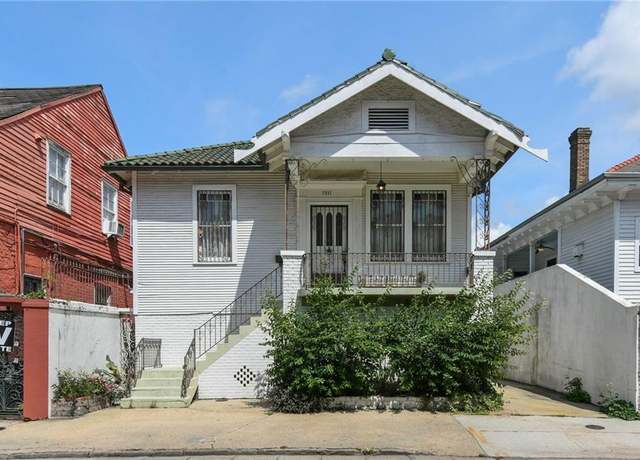 Property at 1311 Bourbon St, New Orleans, LA 70116, 3 beds, 2.5 baths