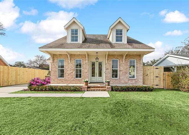 Property at 8800 Tanglewild Pl, River Ridge, LA 70123, 4 beds, 3 baths