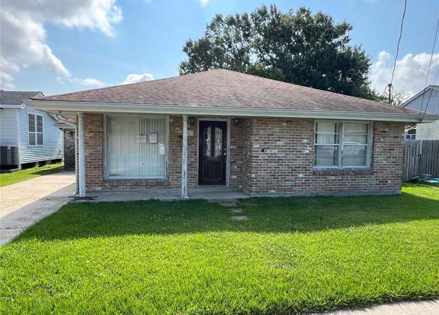 Property at 341 Soniat Ave, Harahan, LA 70123, 3 beds, 2.5 baths
