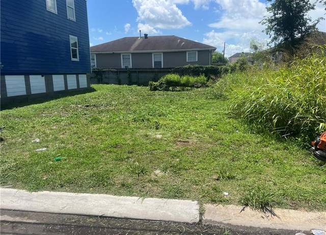Property at 2332 S Roman St, New Orleans, LA 70125