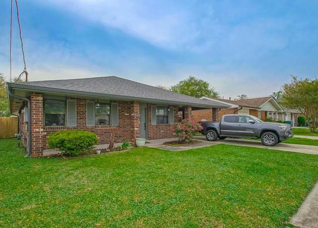 Property at 3212 Illinois Ave, Kenner, LA 70065, 3 beds, 2 baths