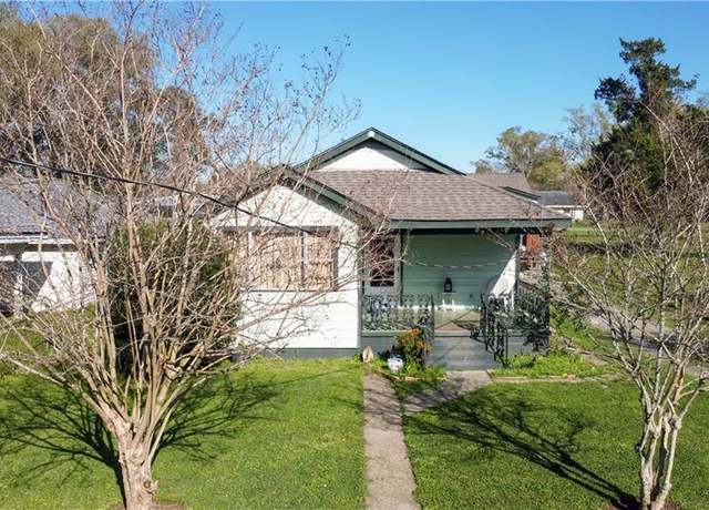 Property at 172 W 1st St, Reserve, LA 70084, 3 beds, 2 baths