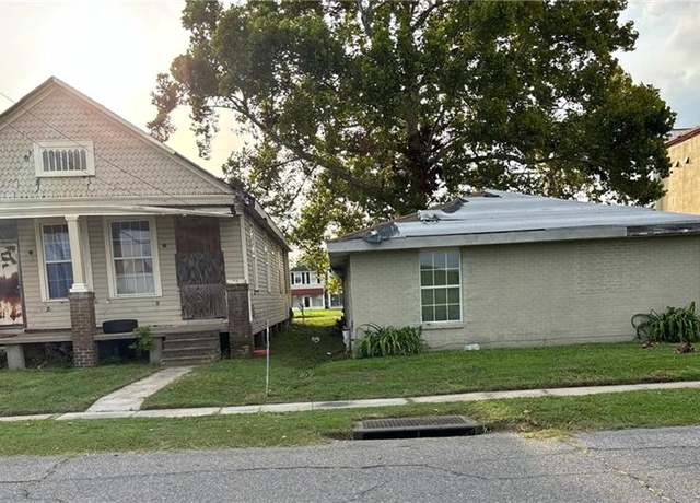 Property at 202 Avenue A Ave, Westwego, LA 70094, 7 beds, 5 baths