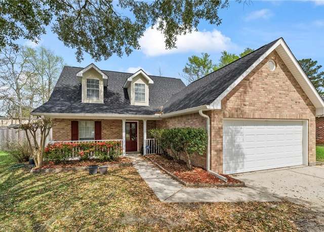 Property at 19199 Hector St, Mandeville, LA 70471, 3 beds, 2.5 baths
