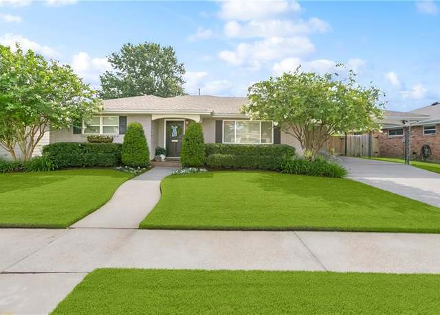 Property at 2917 N Labarre Rd, Metairie, LA 70002, 4 beds, 2.5 baths