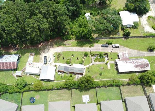 Property at 17345, 17347, 17351 Old Covington Hwy, Hammond, LA 70403, 4 beds, 2 baths