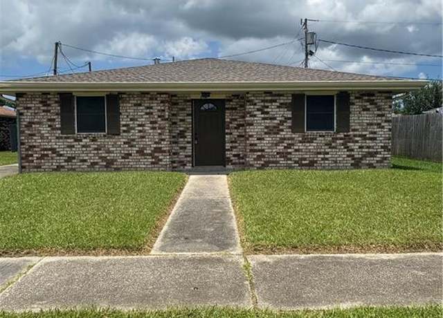 Property at 2108 River Queen Dr, Violet, LA 70092, 3 beds, 1 bath