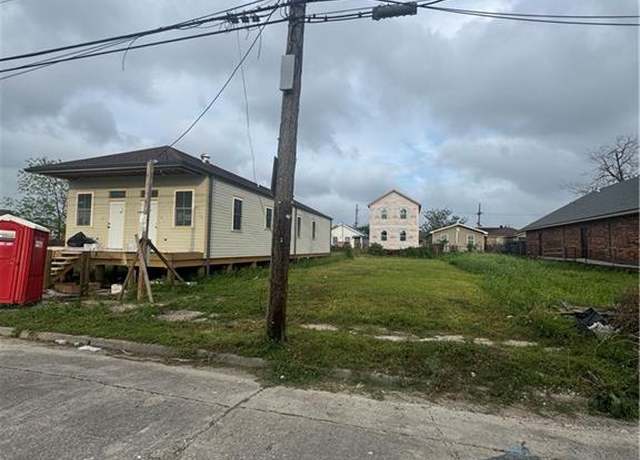 Property at 2415 Louisa St, New Orleans, LA 70117