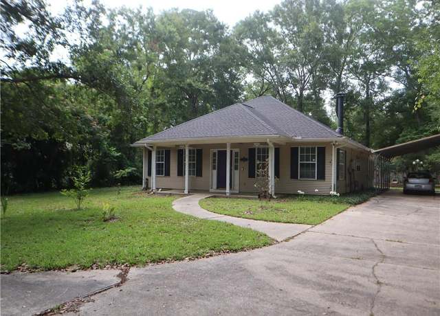 Property at 20102 Garland St, Covington, LA 70435, 3 beds, 2 baths
