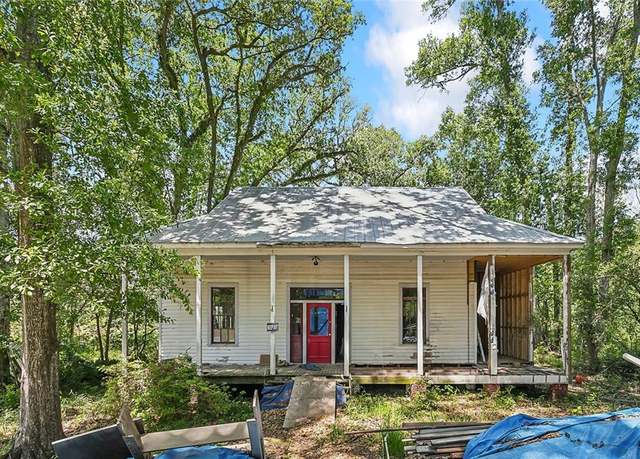 Property at 19411 Jenkins Ave, Covington, LA 70433, 3 beds, 1 bath