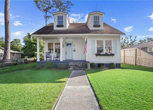 Property at 616 W 23rd Ave, Covington, LA 70433, 3 beds, 2 baths