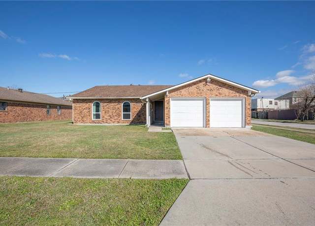 Property at 545 N Marlin Ct, Terrytown, LA 70056, 3 beds, 2 baths