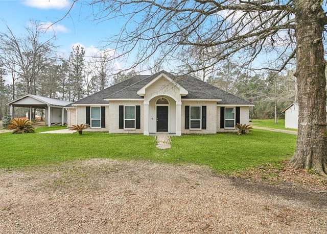 Property at 73030 Buds Ln, Covington, LA 70433, 4 beds, 2 baths