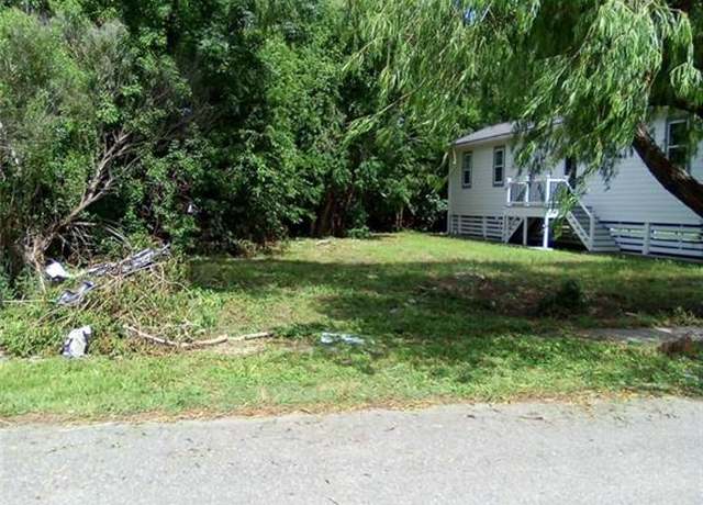 Property at 2605 Charbonnet St, New Orleans, LA 70117