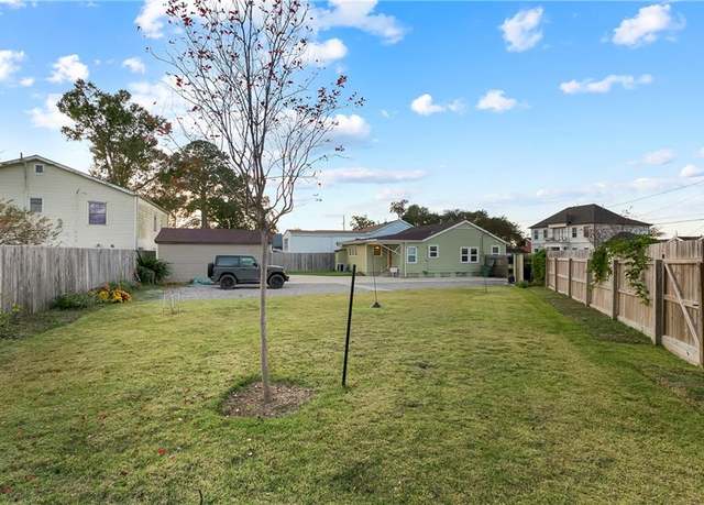 Property at 3004 47th St, Metairie, LA 70001