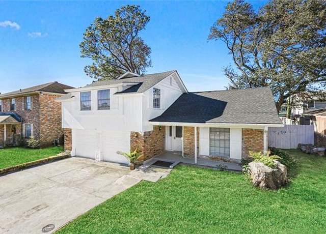 Property at 2711 Prancer St, New Orleans, LA 70131, 3 beds, 2.5 baths