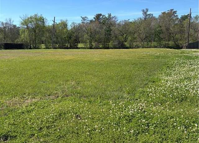 Property at 37 Kingsmill Ln, New Orleans, LA 70131