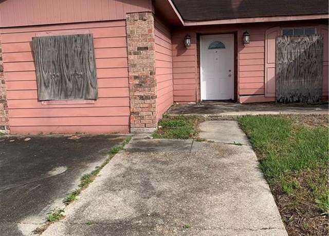 Property at 3746 Preston Pl, New Orleans, LA 70131, 4 beds, 2 baths