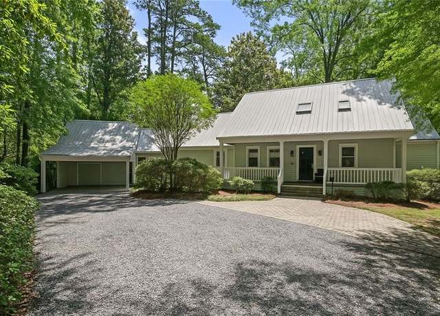 Property at 1357 Park Dr, Mandeville, LA 70471, 4 beds, 4 baths