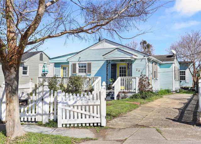 Property at 106 Alden Pl, New Orleans, LA 70119, 4 beds, 3 baths