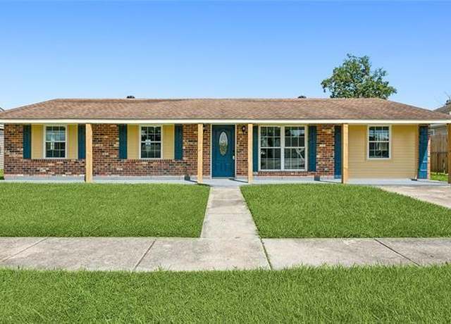 Property at 5713 Third St, Violet, LA 70092, 3 beds, 2.5 baths