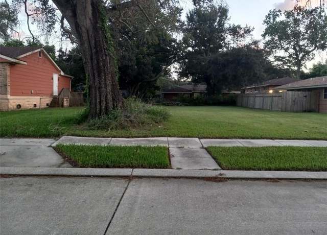 Property at 6327 Fairfax Pl, New Orleans, LA 70131