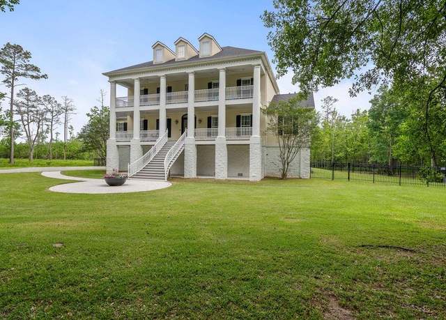 Property at 212 Mattingly Ln, Madisonville, LA 70447, 5 beds, 5.5 baths