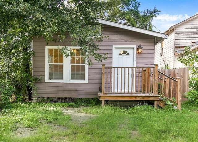 Property at 647 Cotton St, Baton Rouge, LA 70802, 3 beds, 2 baths