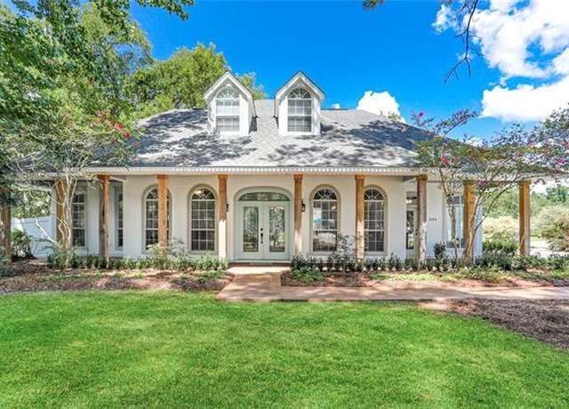 Property at 226 Mako Nako Dr, Mandeville, LA 70471, 5 beds, 4 baths