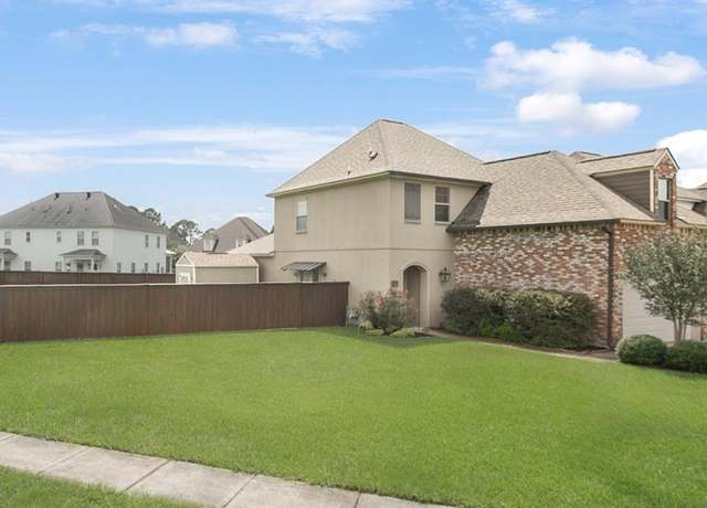 Property at 15314 Mistybrook Dr, Baton Rouge, LA 70816, 4 beds, 2.5 baths